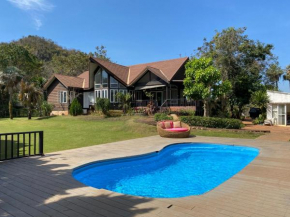  Kenora Khaoyai Retreats - Private Pool Villa  Бу Фай